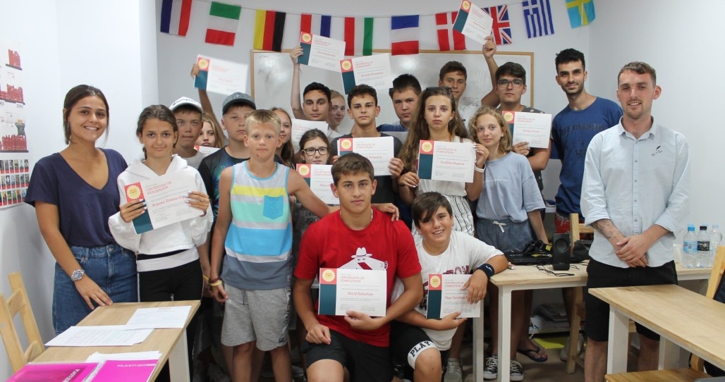 CAMPAMENTO DE FRANCÉS EN ALICANTE: STUDENTS AT SCHOOL - IBERIAN CAMPS